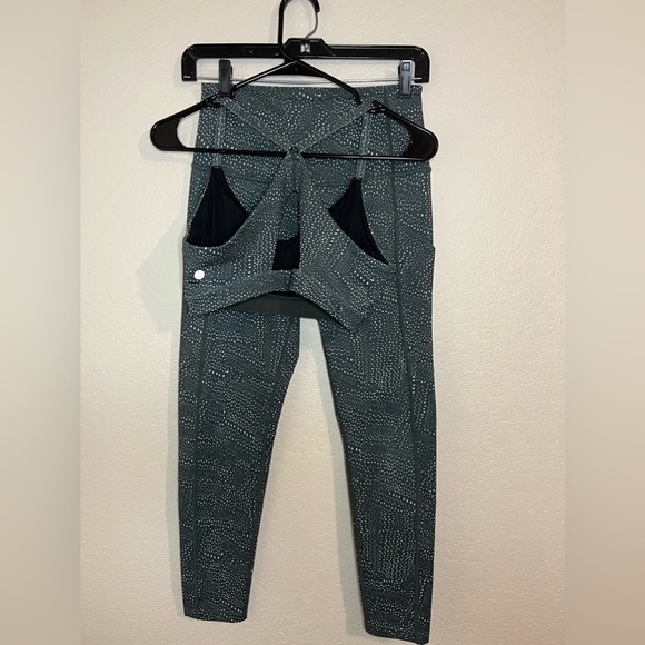 Zella Workout Set Bundle - Picture 2 of 4